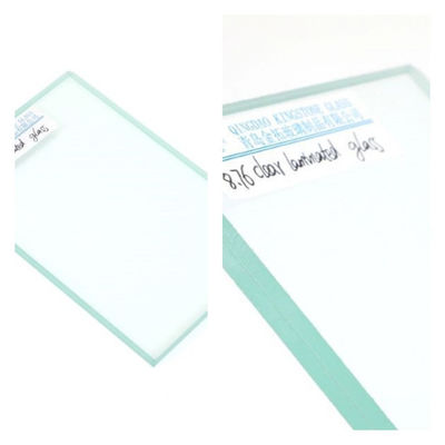 Un verre teint laminé transparent avec isolation thermique / protection UV