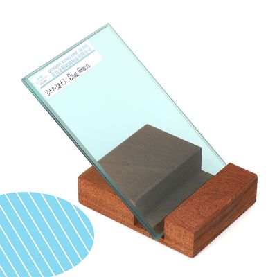 Taille normale personnalisée Porte en verre laminé en E basse et épaisseur 8,38 mm
